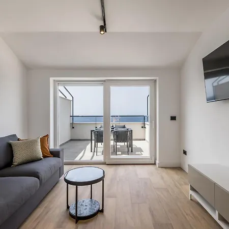 公寓 In With House Sea View Potomje