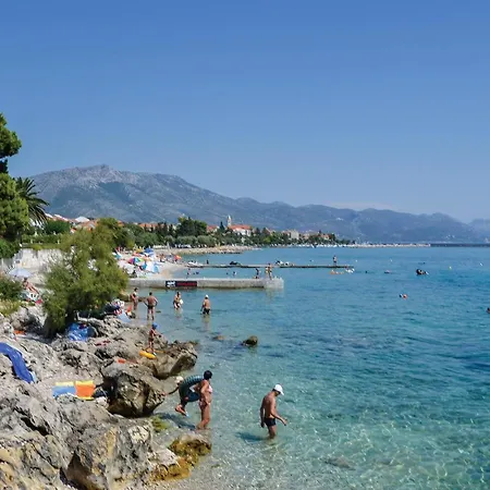 In With House Sea View Daire Potomje