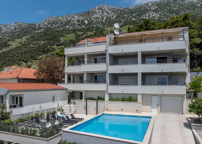 In With House Sea View Potomje