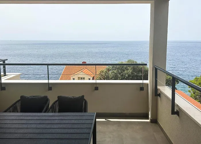 Appartamento In With House Sea View *